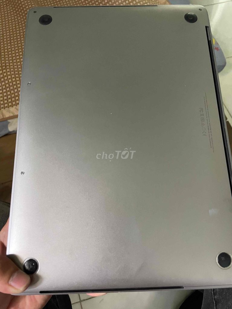 MacBook Pro 13-inch 2016, 8GB RAM, 512GB. Mua bán Laptop tại Quận Thanh Khê Đà Nẵng được đăng bởi Hoàng văn hình 2