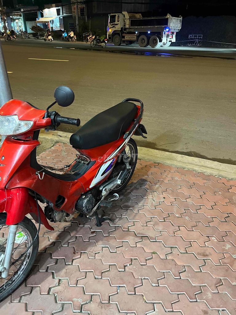 xe đi cà hoat nhậu nhệt bắt bỏ,giây tờ dầy đủ. Mua bán Xe máy tại Huyện Bình Chánh Tp Hồ Chí Minh được đăng bởi thanh hình 3