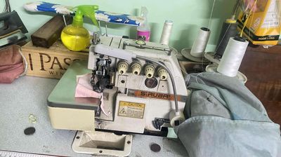 Nhà dư máy cần thanh lý 1 máy may 1 máy vắt sổ. Mua bán Đồ chuyên dụng, Giống nuôi trồng tại Quận 10 Tp Hồ Chí Minh được đăng bởi Bùi Tấn Huy
