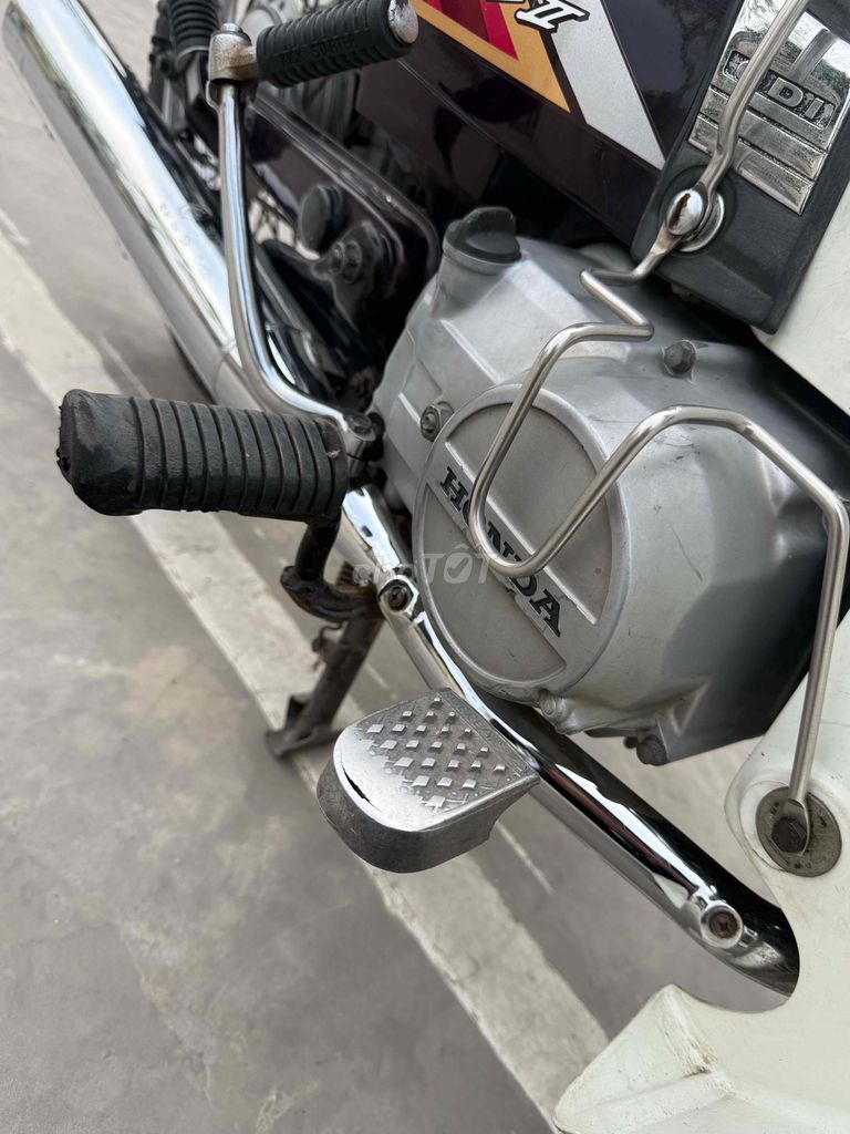 Dream thái 2001 zin nguyên bản, chính chủ, máy zin. Mua bán Xe máy tại Huyện Giao Thủy Nam Định được đăng bởi Tuấn Anh hình 10