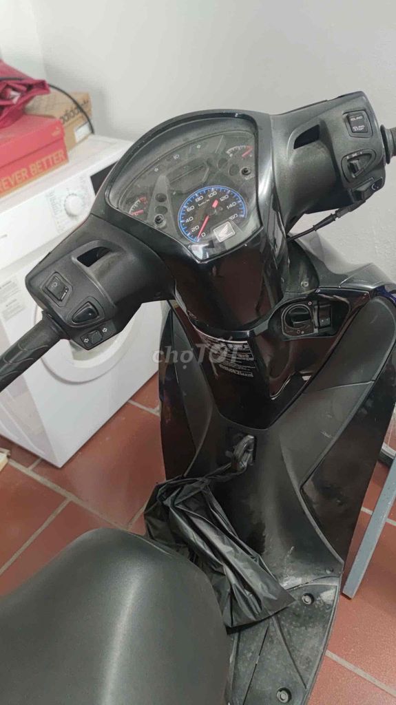 Sh 150 đen. Mua bán Xe máy tại Huyện Thanh Trì Hà Nội được đăng bởi iker do hình 1