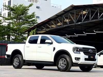 Ranger XLS 2024 2.0 4X4 AT - 1700 km CÓ FIX MẠNH. Mua bán Ô tô tại Quận 5 Tp Hồ Chí Minh được đăng bởi Anh Trí