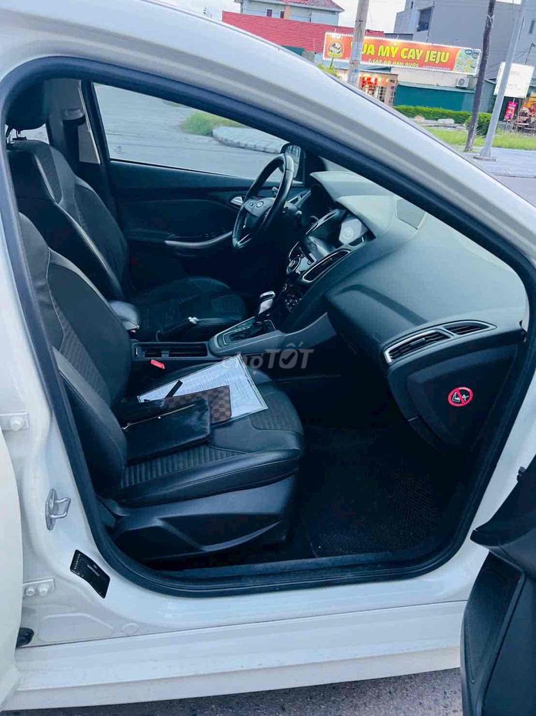 Focus 2018 Sport xe gia đình sử dụng từ đầu.. Mua bán Ô tô tại Quận Thanh Xuân Hà Nội được đăng bởi Hoàng Anh hình 4