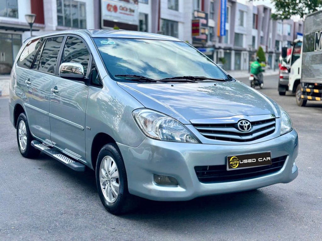 Toyota Innova 2011 GSR