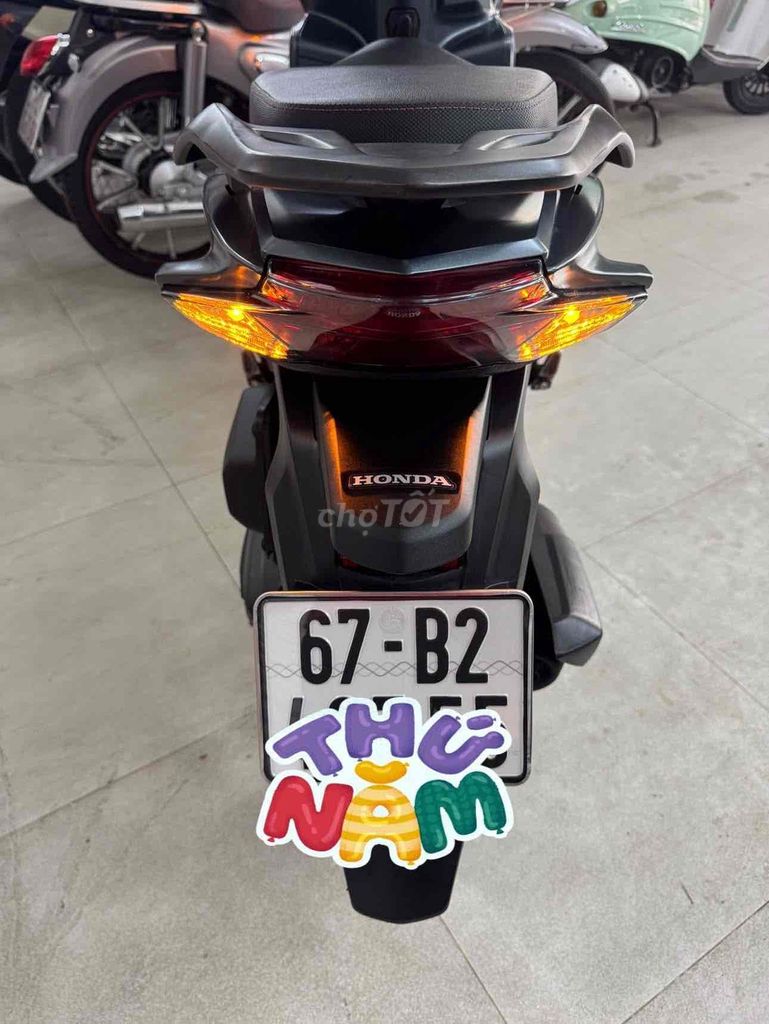 Honda Vision 2022 Bản Cá Tính Chạy 3.600Km Như Mới. Mua bán Xe máy tại Thành phố Long Xuyên An Giang được đăng bởi Cửa Hàng Xe Minh Hạnh hình 7
