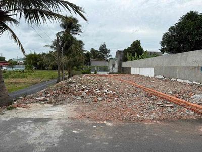 55m2( 5 x 11)thổ cư 50m2, sổ riêng , đường ô tô,giáp TP.HCM