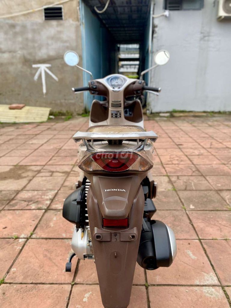 Honda SH MODE Phanh ABS Date 2021 Hồ sơ cầm tay. Mua bán Xe máy tại Quận Ninh Kiều Cần Thơ được đăng bởi Xe Máy TÂN LIÊN HƯNG 1 91B hình 5
