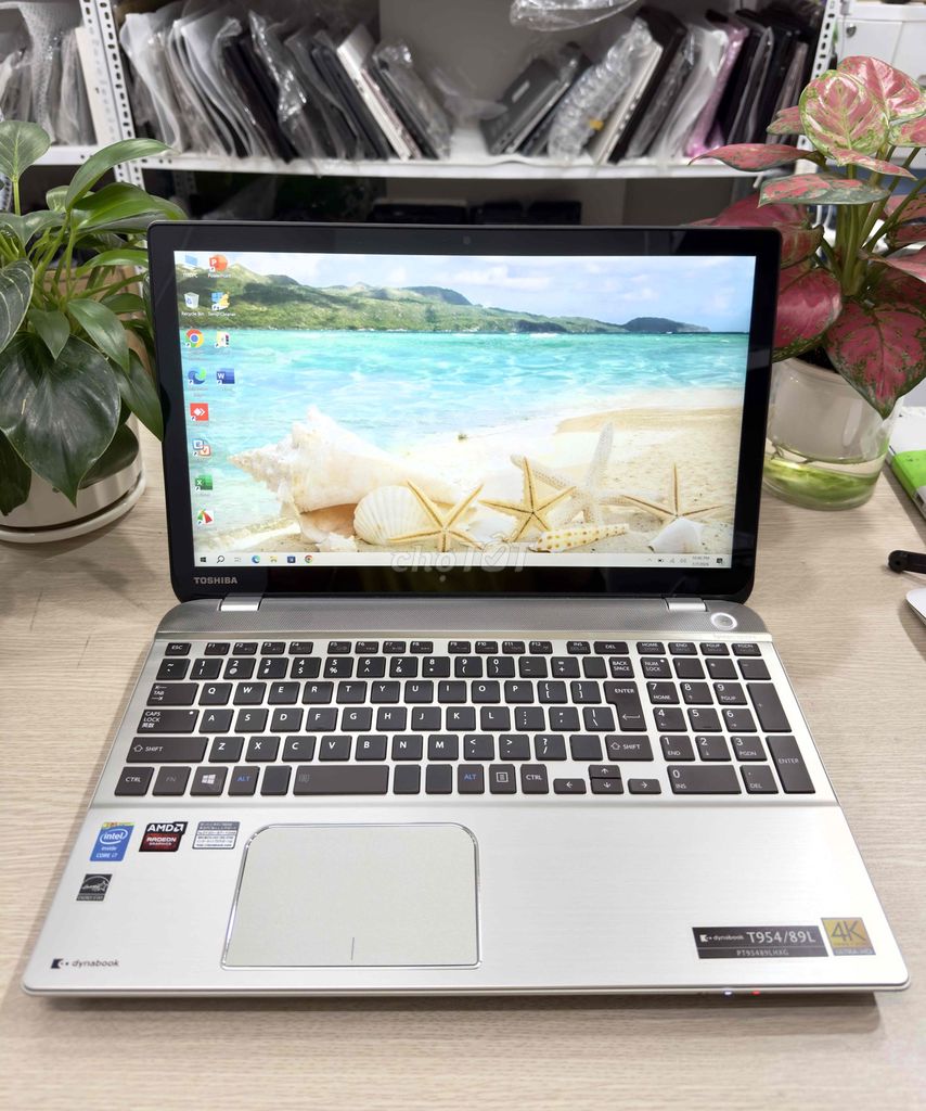 Toshiba Dynabook i7 Ram16 SSD256 card dời zin đẹp. Mua bán Laptop tại Quận Hai Bà Trưng Hà Nội được đăng bởi Akiba shop hình 1