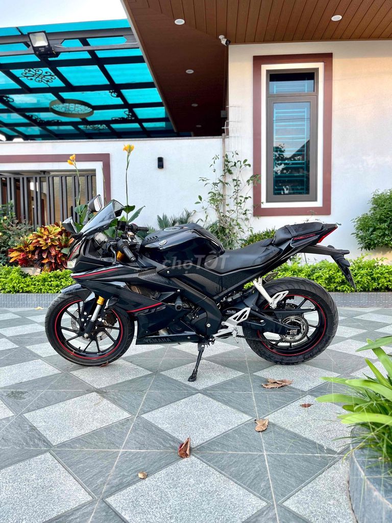 cần bán r15v3 hỗ trợ trả góp. Mua bán Xe máy tại Huyện An Dương Hải Phòng được đăng bởi Xe Máy Khang Chi hình 4