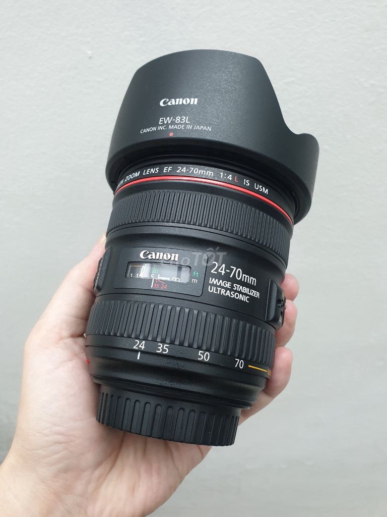 Canon 24-70mm F4L IS likenew 99%