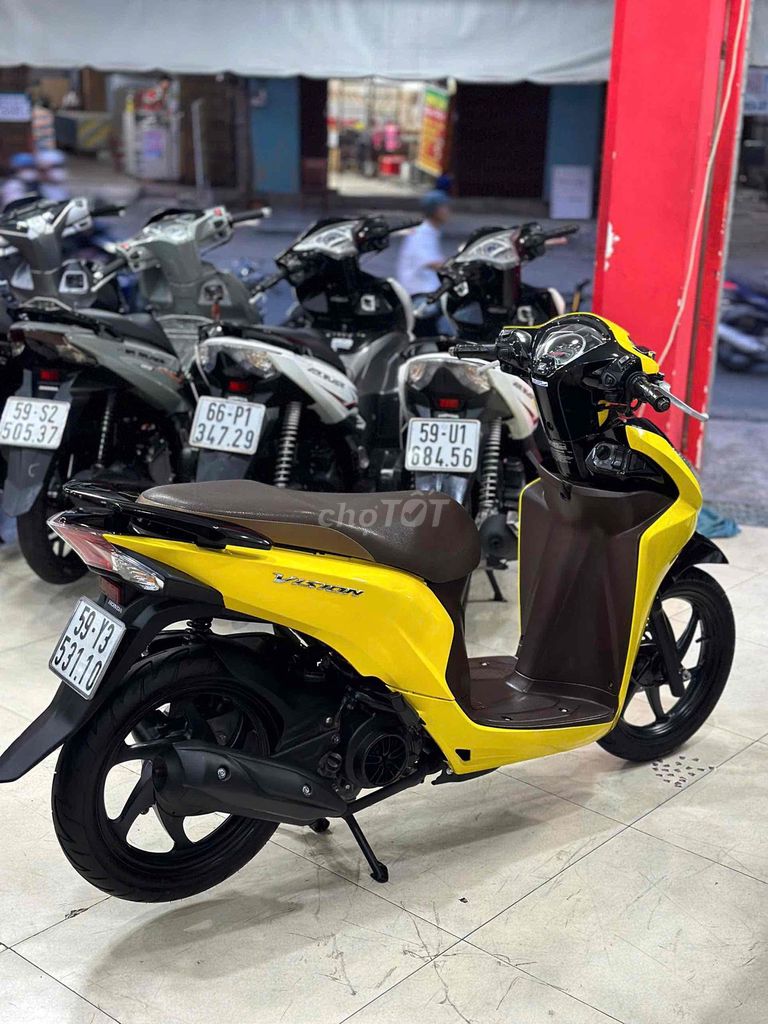 Honda Viosn 2020.BSTP.Chính chủ.Khoá Makey.. Mua bán Xe máy tại Quận 6 Tp Hồ Chí Minh được đăng bởi Cửa Hàng Xe Máy Hoà Bùi hình 4