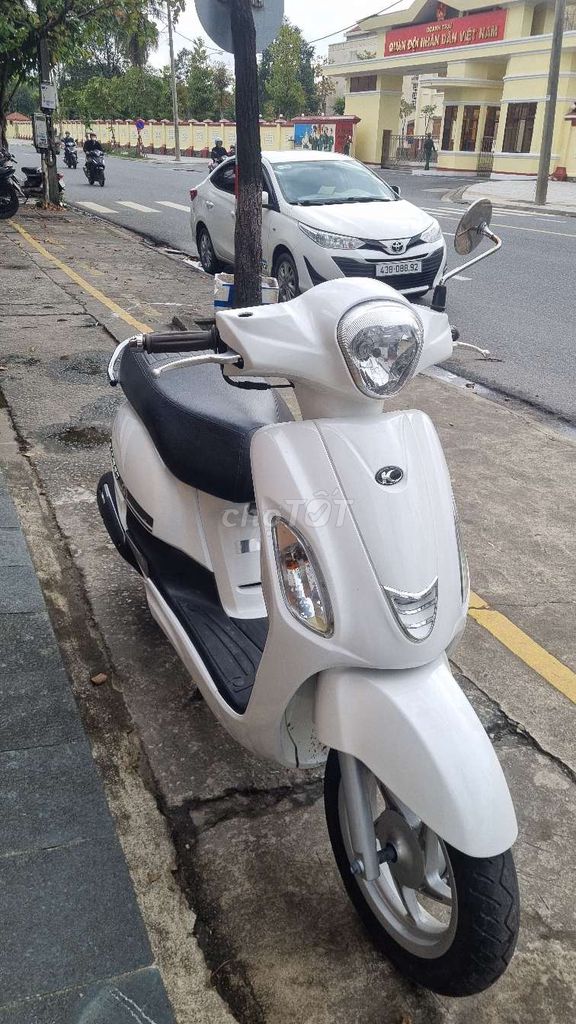 Kymco Like 50cc 2021 Trắng. Mua bán Xe máy tại Quận Hải Châu Đà Nẵng được đăng bởi Dức long hình 6