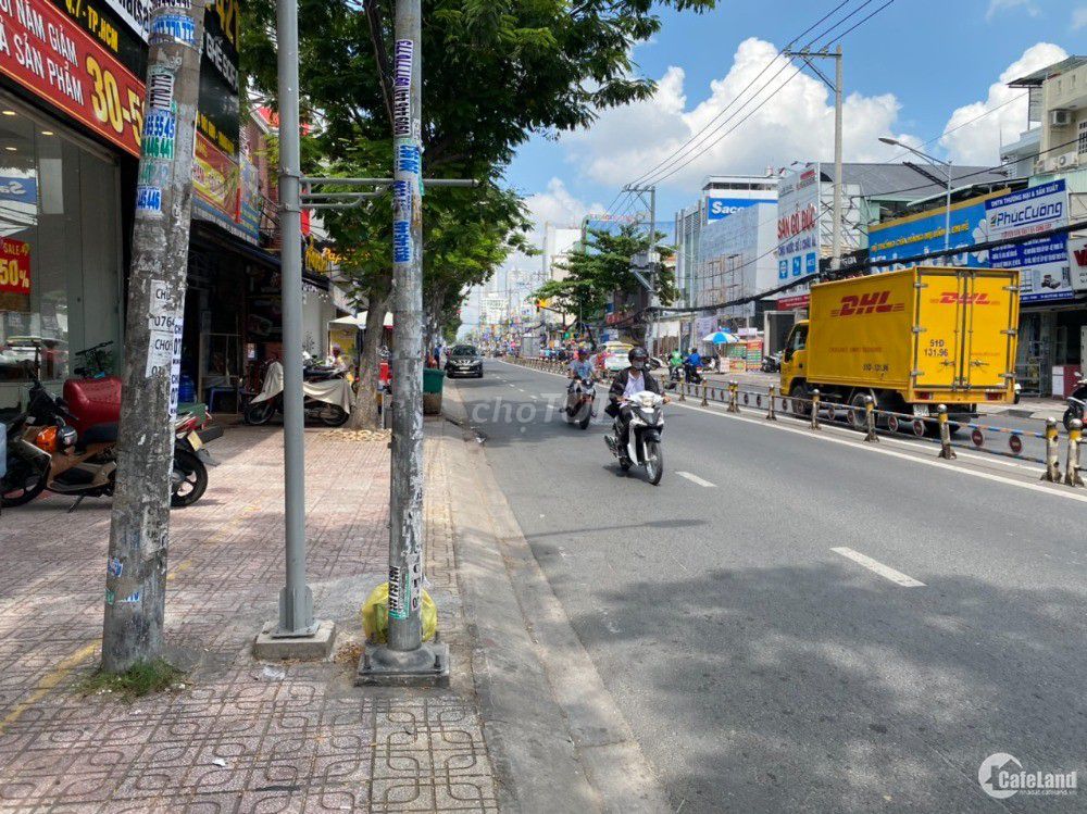 Cho thuê nhà 10x22m mặt tiền Nguyễn Thị Thập, P. Tân Phong, Q.7