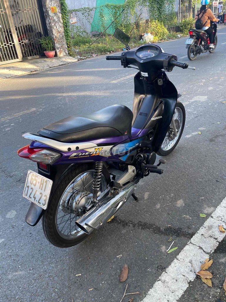 Honda Future 2 màu Tím biển 65. Mua bán Xe máy tại Quận Cái Răng Cần Thơ được đăng bởi Cầm Đồ Minh Tấn hình 2