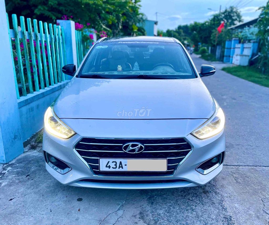 Hyundai Accent 2018 1.4 ATH - bản full cửa nốc. Mua bán Ô tô tại Quận Cẩm Lệ Đà Nẵng được đăng bởi Alex Bui hình 2