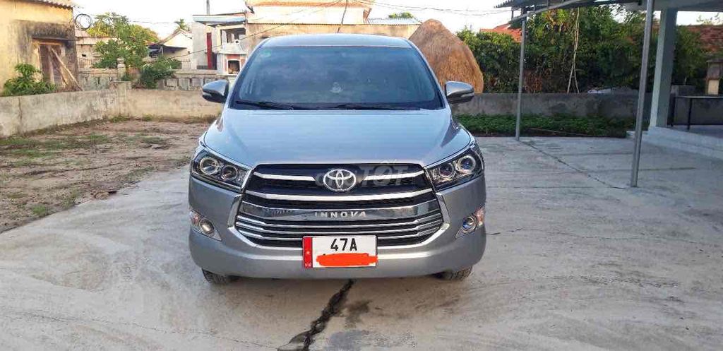 Toyota Innova 2019 2.0E - 73500 km