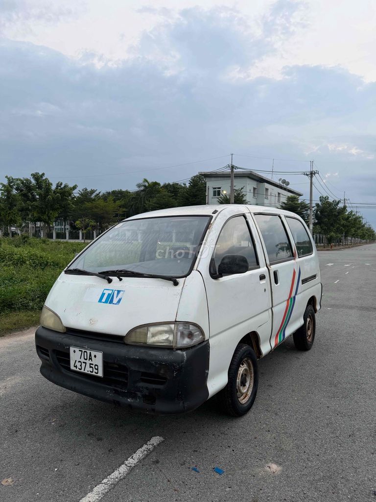 Daihatsu Van 2004 photo 2