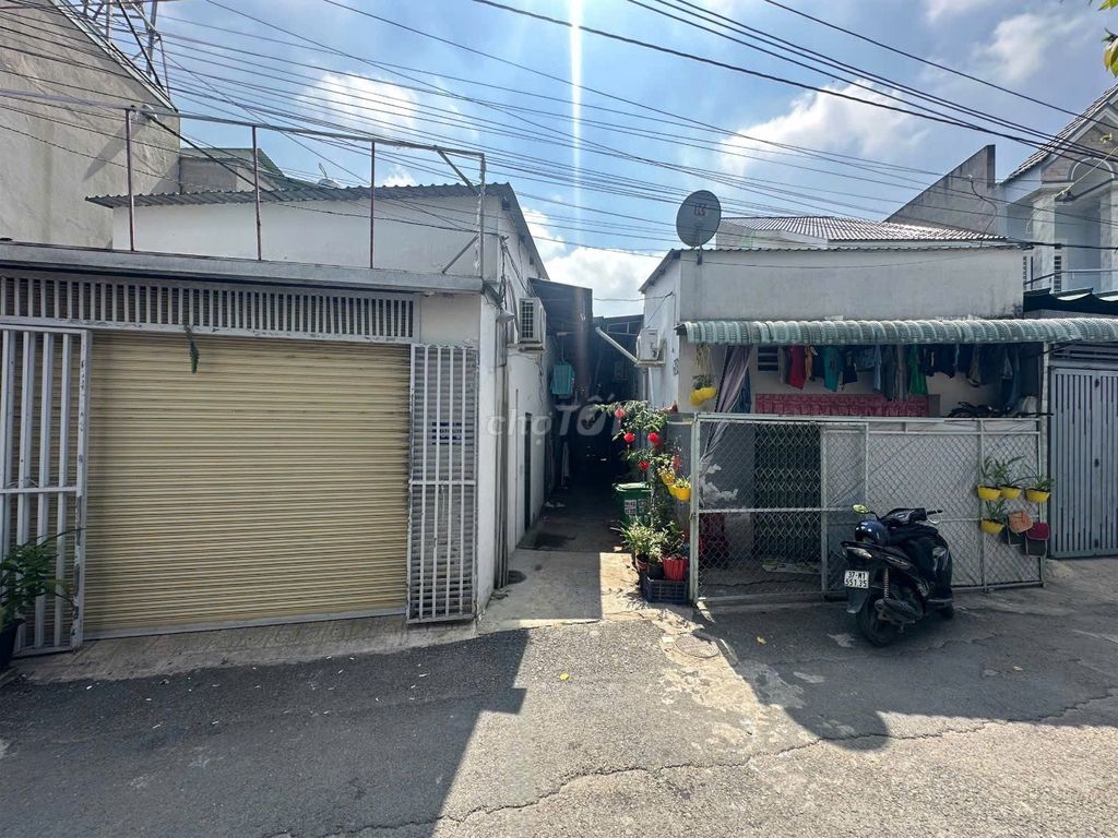 CHÍNH CHỦ CẦN BÁN DÃY TRỌ 12PHONG Ở ĐÔNG HOÀ. DT 257,9M. GẦN S.THI T