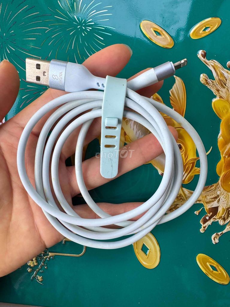 Dây sạc Lightning USB Cao su Trắng chống rối. Mua bán Phụ kiện (Màn hình, Chuột...) tại Huyện Tân Phú Đồng Nai được đăng bởi Gia Bảo hình 1