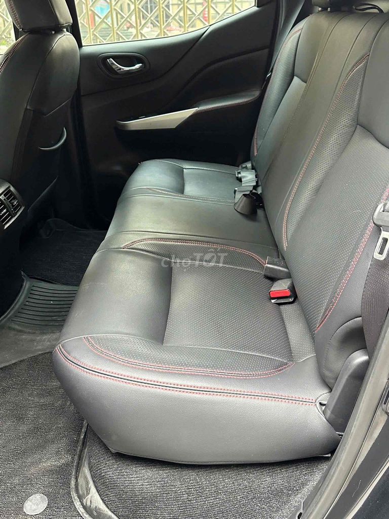 Nissan Navara 2.5 EL sx 2018 màu đen xe đẹp. Mua bán Ô tô tại Quận Cầu Giấy Hà Nội được đăng bởi Cao Quý hình 15