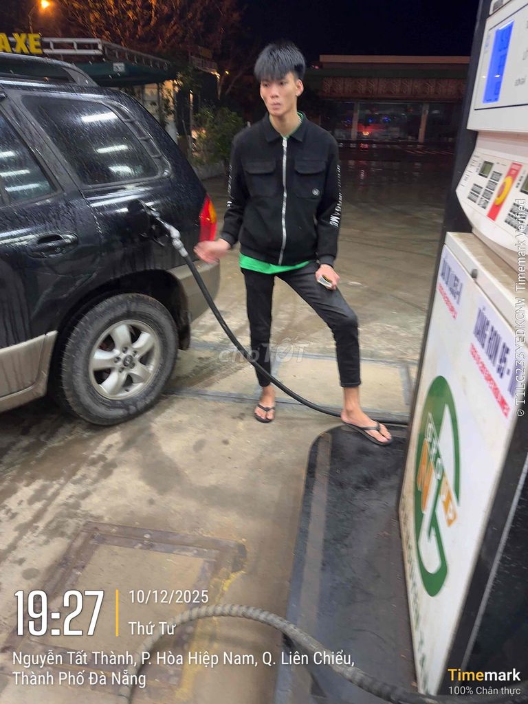 Hyundai Santa Fe 2003 - 900000 km. Mua bán Ô tô tại Huyện Hòa Vang Đà Nẵng được đăng bởi Ri Bui hình 2