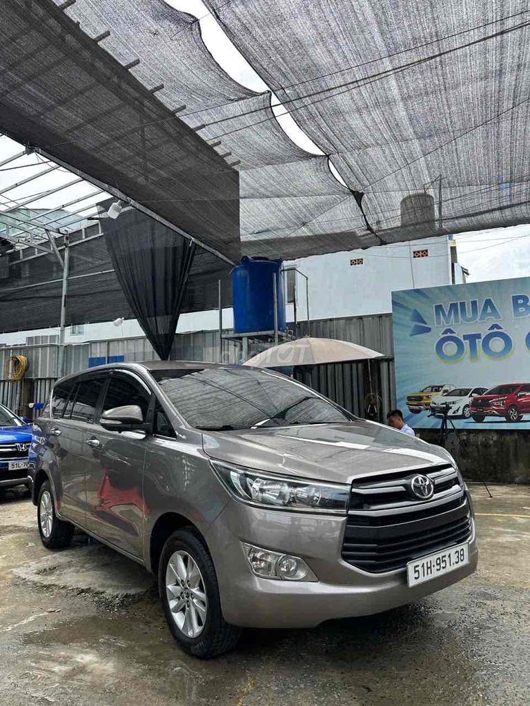 Toyota Innova G 2016 Автомат Бронзовый металлик