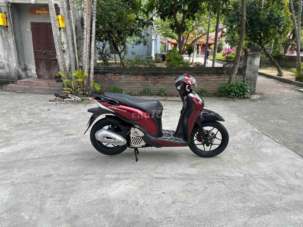 Honda SH Mode 2016 Đỏ đen 20000 km. Mua bán Xe máy tại Quận Lê Chân Hải Phòng được đăng bởi Nguyễn Thế Hiếu hình 4