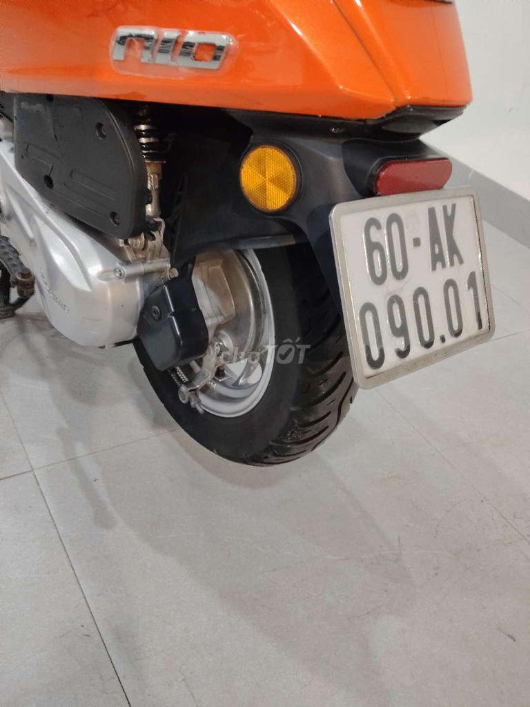 Xe máy tay ga 50cc màu Cam. Mua bán Xe máy tại Huyện Trảng Bom Đồng Nai được đăng bởi đinh long hình 7