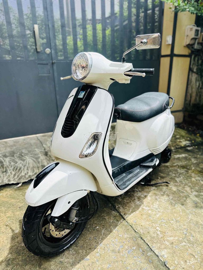 Piaggio Vespa LX 2014 Trắng. Mua bán Xe máy tại Quận 12 Tp Hồ Chí Minh được đăng bởi Ta Thanh Thai hình 4