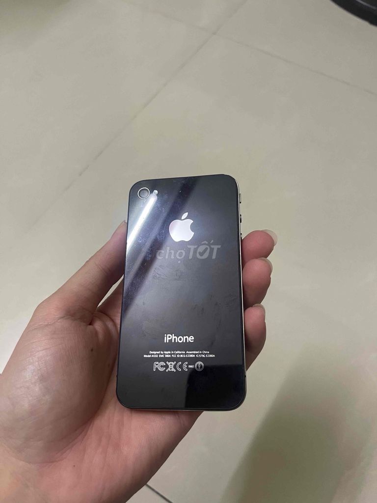 Apple iPhone 4 Đen Nguyên bản. Mua bán Điện thoại tại Quận Cẩm Lệ Đà Nẵng được đăng bởi Võ Anh Triều hình 1