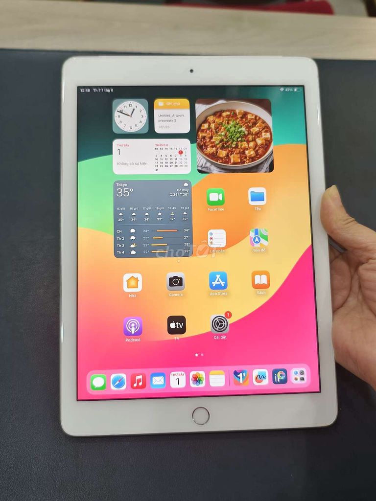 iPad Gen 6 128GB trắng Wifi + 4G. Mua bán Máy tính bảng tại Quận 6 Tp Hồ Chí Minh được đăng bởi Nhất Tín Mobile hình 1