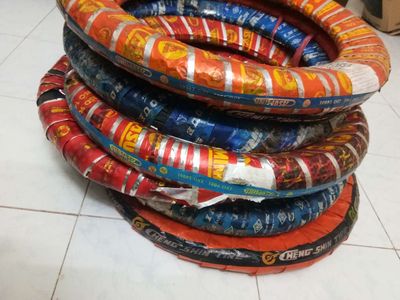 Lốp xe máy   ,cỡ 250-17 Wave. Mua bán Phụ tùng xe tại Quận Hai Bà Trưng Hà Nội được đăng bởi Lê Minh Thúy