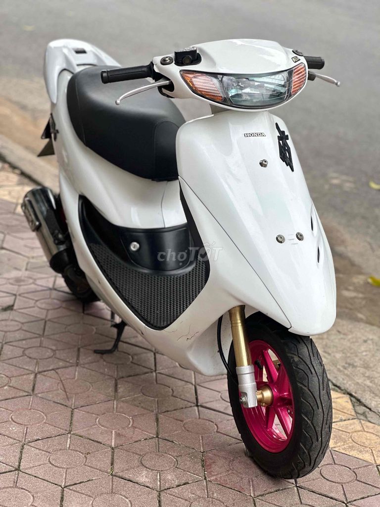 Honda Tay Ga 2 Thì 50 Phân Khối Ko Cần Bằng Lái. Mua bán Xe máy tại Quận 1 Tp Hồ Chí Minh được đăng bởi Hien hình 8