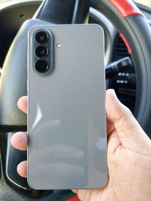 Samsung Galaxy A57 5G Xám Đã sử dụng