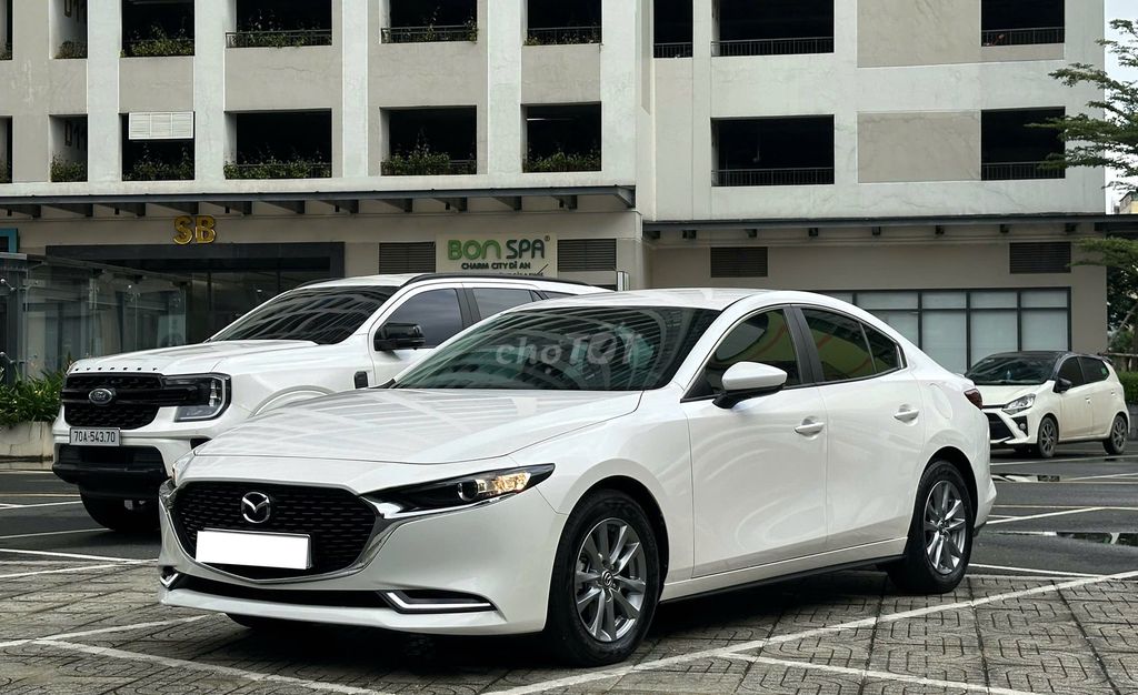 Mazda 3 1.5 Luxury 2023 -30000 km -579tr. Mua bán Ô tô tại Thành phố Dĩ An Bình Dương được đăng bởi Siêu Thị Ô Tô Bình Dương  hình 4