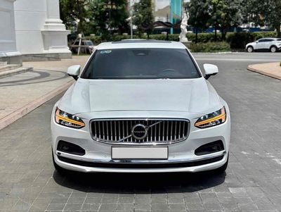 Volvo S90 LWB Ultimate B6 sx 2022 màu trắng đẹp. Mua bán Ô tô tại Quận Cầu Giấy Hà Nội được đăng bởi Cao Quý