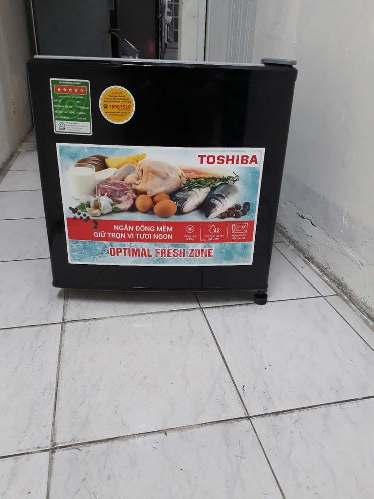 Tủ lạnh Toshiba mini 50lít. Lạnh nhanh