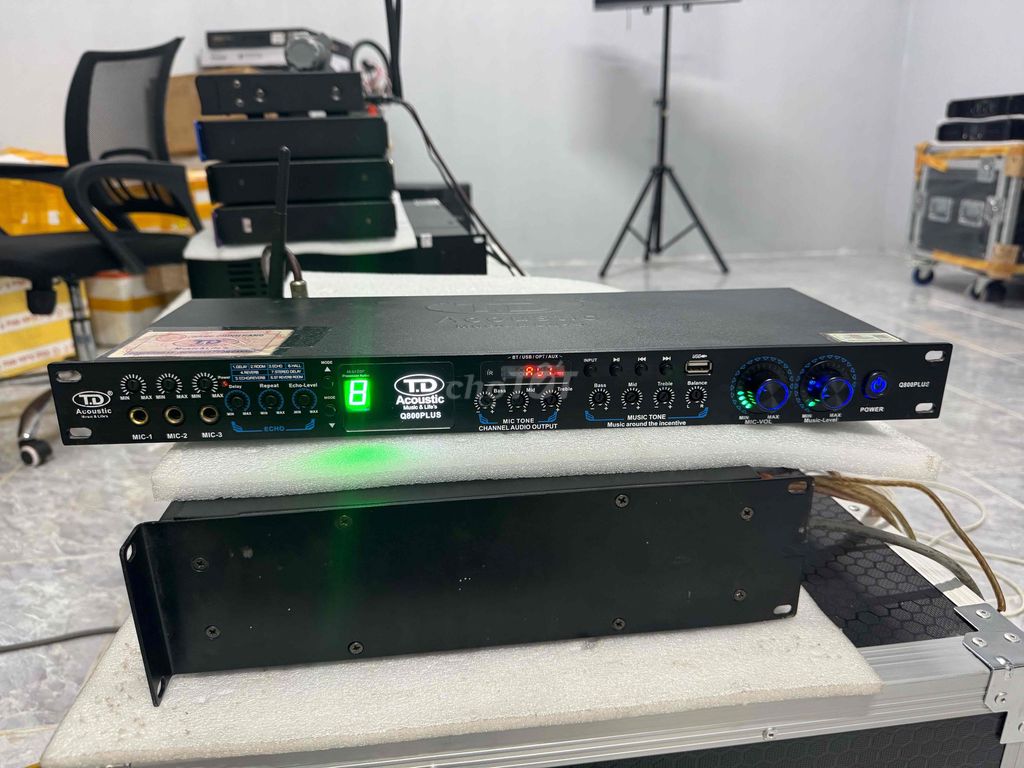 Vang cơ TD Acoustic Q800PLUS Đen. Mua bán Tivi, Âm thanh tại Huyện Phong Điền Cần Thơ được đăng bởi Phong Vũ Audio Cần Thơ hình 1