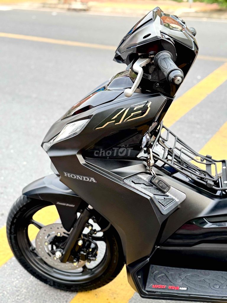 Airblade 125 4Val mẫu 2024 1chủ ít đi8000km zin100. Mua bán Xe máy tại Quận 11 Tp Hồ Chí Minh được đăng bởi CỬA HÀNG CHUYÊN GÓP NỢ XẤU hình 7