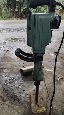 Máy đục bê tông Hitachi 30li. Mua bán Đồ chuyên dụng, Giống nuôi trồng tại Huyện Phước Sơn Quảng Nam được đăng bởi CÔNG CỤ MÁY MÓC SI TUYEN