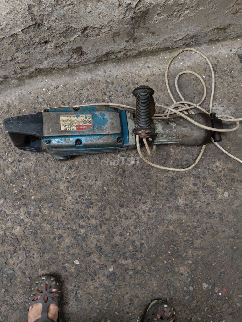 Máy đục bê tông Makita . Mua bán Đồ chuyên dụng, Giống nuôi trồng tại Quận 12 Tp Hồ Chí Minh được đăng bởi PHAM LE DUC NGOC hình 1