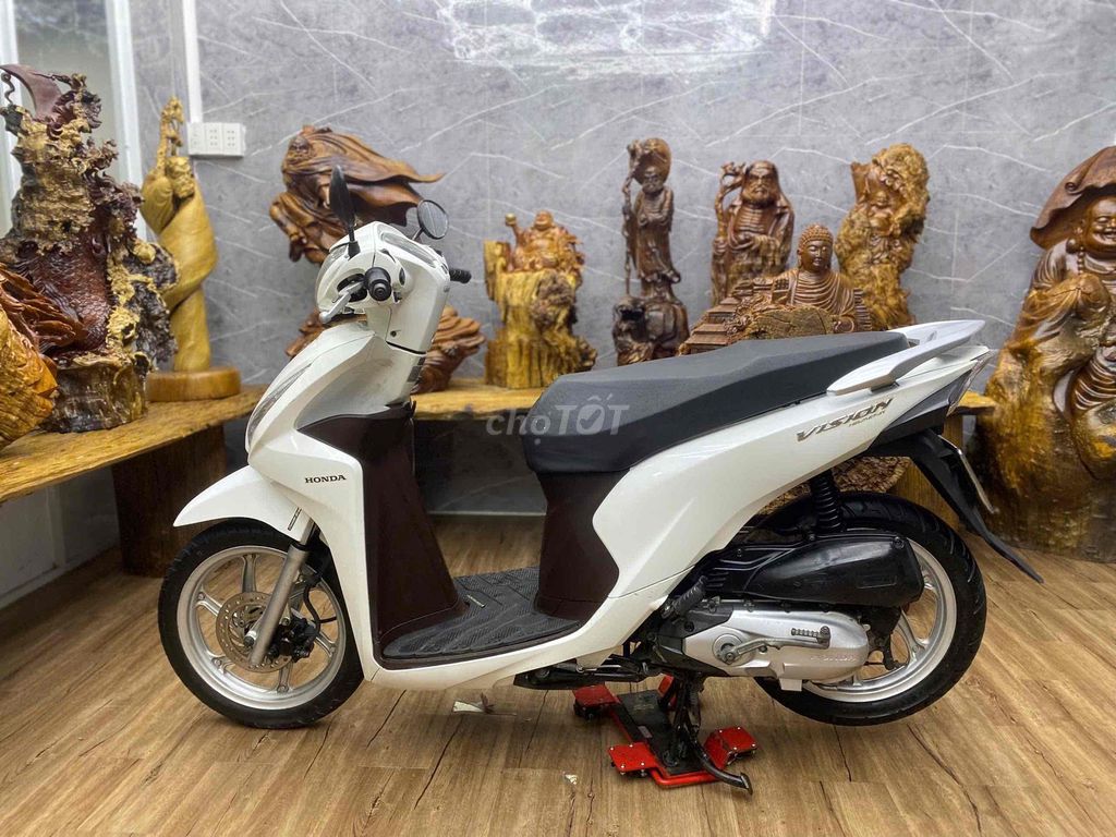 👉Vision chính chủ bstp máy zin, dàn áo đẹp keng. Mua bán Xe máy tại Quận 7 Tp Hồ Chí Minh được đăng bởi Xe Cũ Hiếu CT hình 4