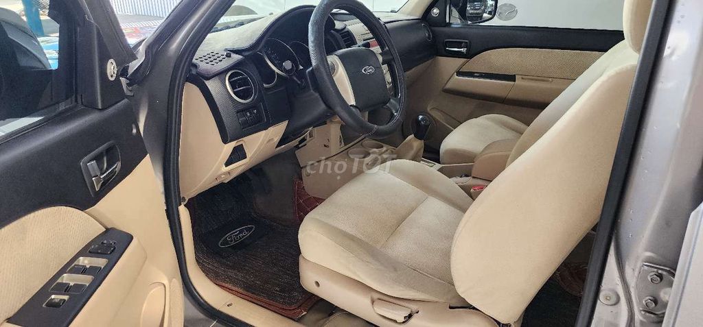 FORD EVEREST 2010 2.5L 4x2 MT .XE ĐẸP.. Mua bán Ô tô tại Huyện Đức Trọng Lâm Đồng được đăng bởi THỂ TRẦN CAR hình 15