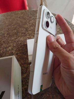 Honor WIN RT 256GB Trắng 99% - 132461446