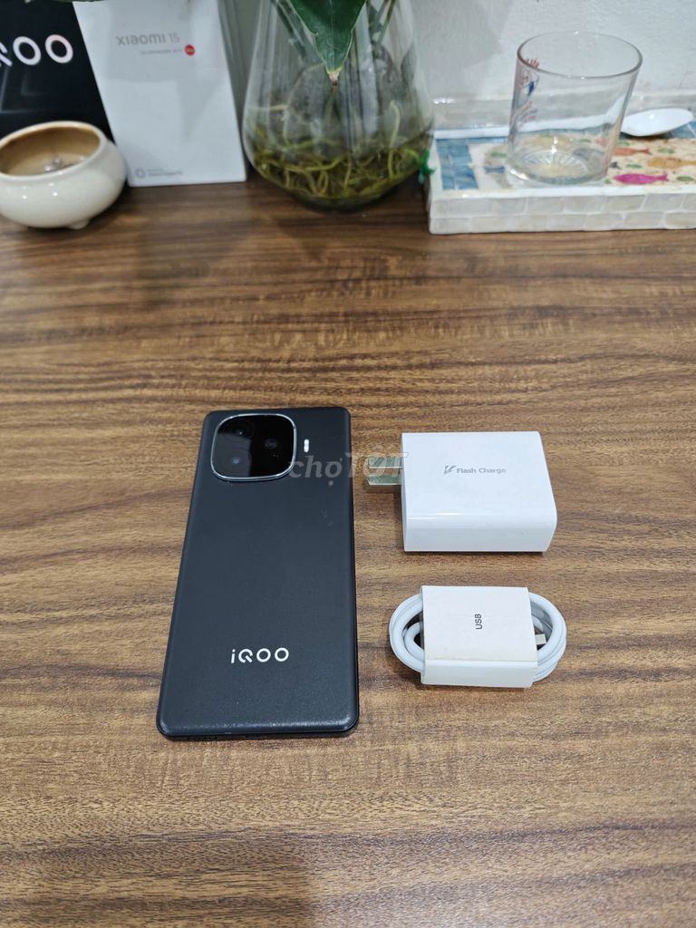 Vivo IQOO Z9 Turbo 5G 16/256 Đen sạc 80w có COD. Mua bán Điện thoại tại Quận Hoàng Mai Hà Nội được đăng bởi Trần Ngọc Hiếu hình 1