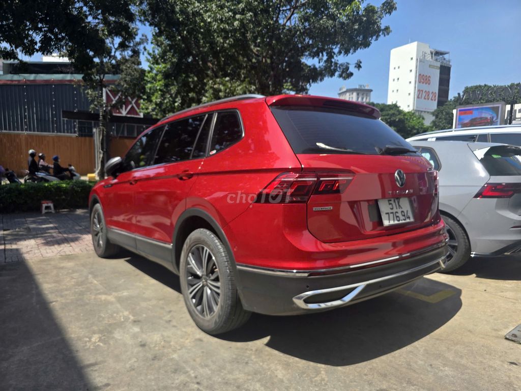 Volkswagen Tiguan. Mua bán Ô tô tại Quận 3 Tp Hồ Chí Minh được đăng bởi Volkswagen Central hình 2