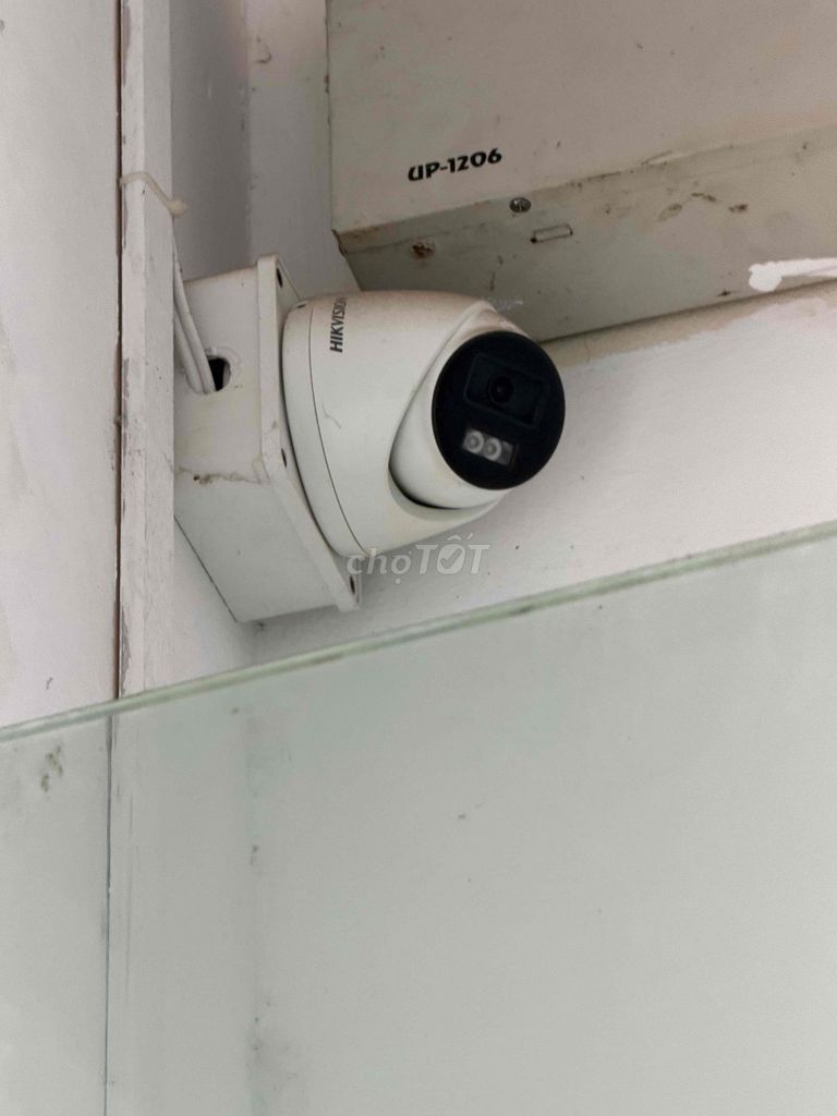 Camera an ninh Hikvision Trắng. Mua bán Máy ảnh, Máy quay tại Quận Cầu Giấy Hà Nội được đăng bởi Nguyễn Sơn hình 1