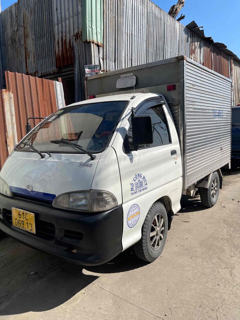 Bán xe Daihatsu thùng kín đời 2004. Mua bán Ô tô tại Thành phố Dĩ An Bình Dương được đăng bởi Trần lâm hình 1