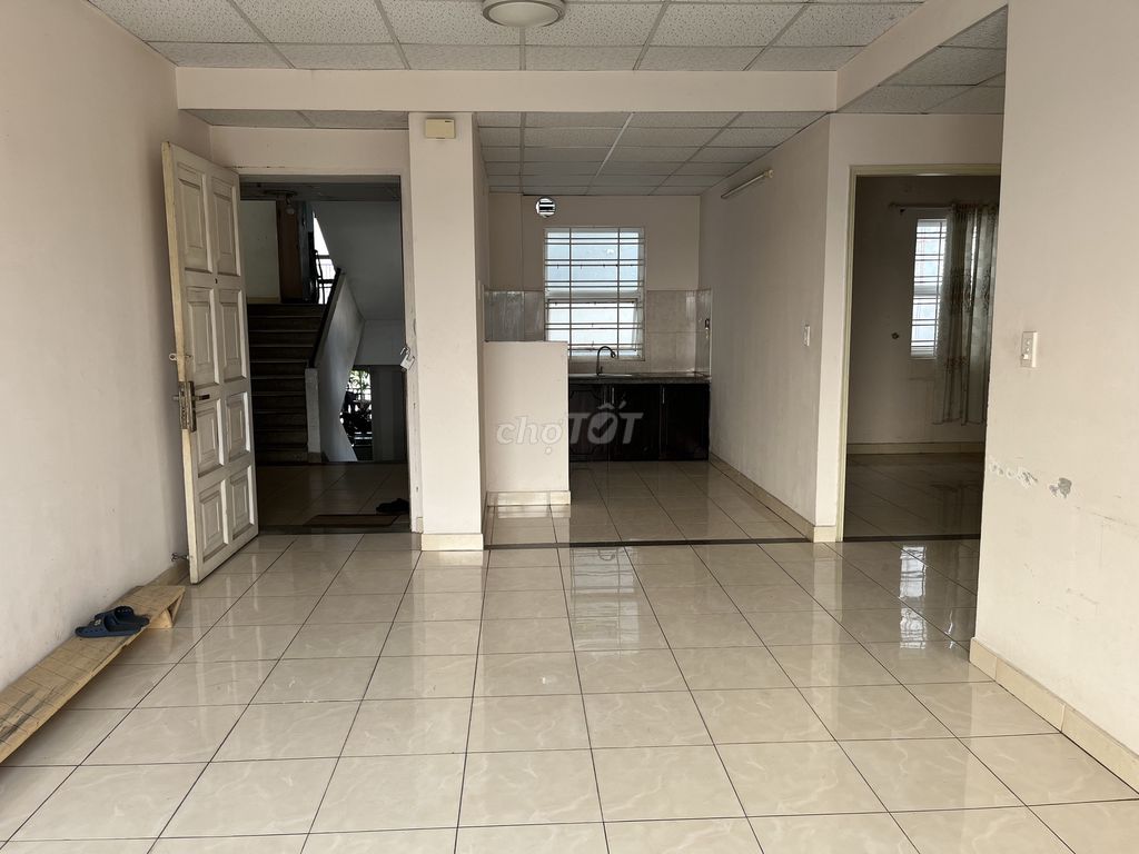 Bán căn Chung cư C6 Man Thiện P. Tăng Nhơn Phú A Q9