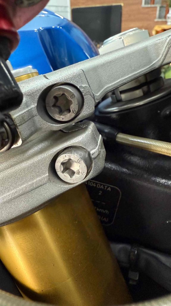 BMW S1000RR 2018 18000 km Trắng. Mua bán Xe máy tại Quận Bình Tân Tp Hồ Chí Minh được đăng bởi Hoang phong hình 7